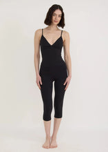 Load image into Gallery viewer, Core Capri Leggings Black