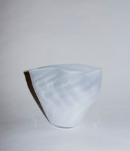 Load image into Gallery viewer, Recifs Vase medium - White
