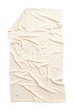 Load image into Gallery viewer, Gelato Towel - Cocunut White
