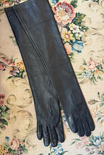 Load image into Gallery viewer, SLS Gloves
