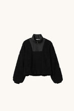 Load image into Gallery viewer, Varmahlid Shearling Zip Neck
