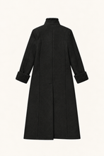 Load image into Gallery viewer, Lopu coat - Black
