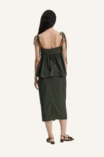 Load image into Gallery viewer, Alora Top - Pine Green
