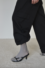 Load image into Gallery viewer, Lea Pants - Black
