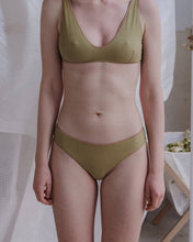 Load image into Gallery viewer, Pam Pants - Sage Green
