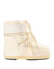 Load image into Gallery viewer, Moon Boots Classic Low off white
