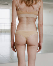 Load image into Gallery viewer, Enna Thong Daf Yellow
