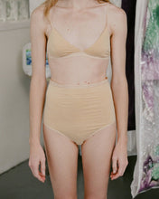 Load image into Gallery viewer, Highwaist Bell Pants Daf Yellow
