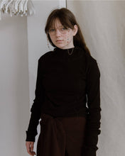 Load image into Gallery viewer, Hanifa Hoodie Fovea
