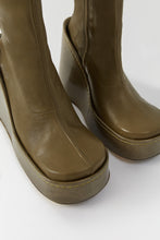 Load image into Gallery viewer, Hanea Khaki Boots
